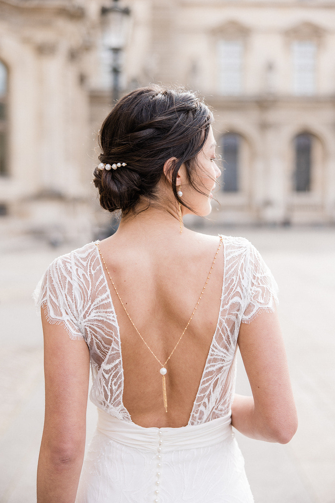 Gui - Bijou de robe avec perles naturelles