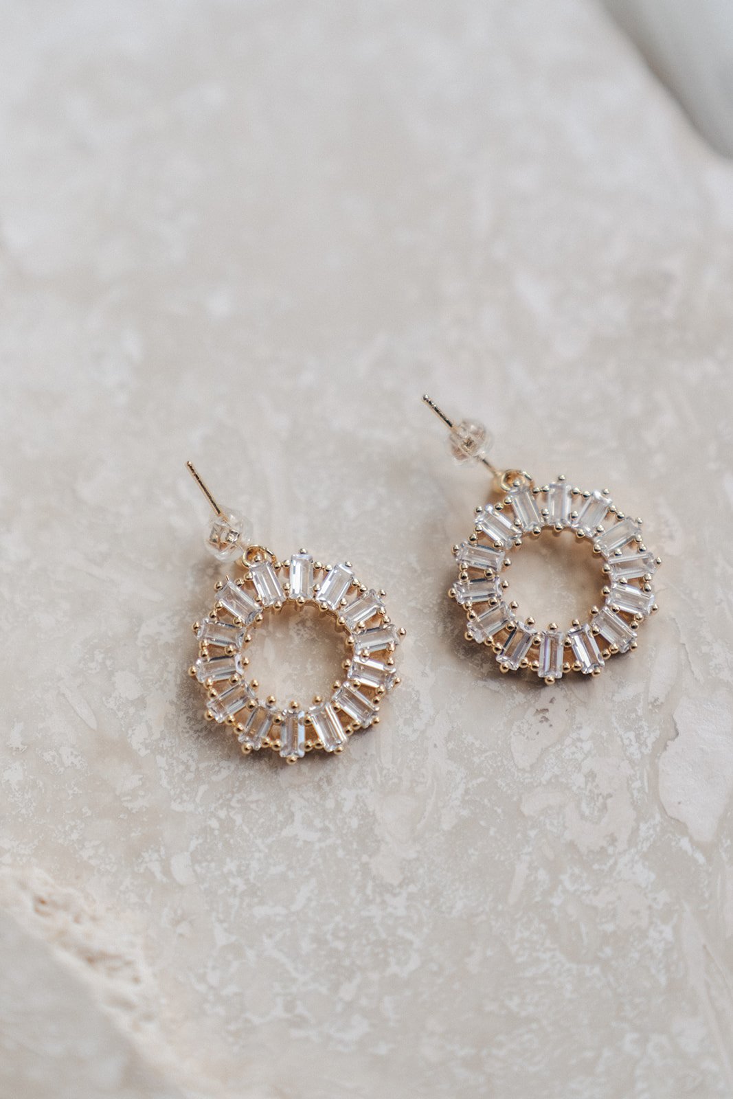 Marlowe - Boucles d'oreilles circulaires en cristal