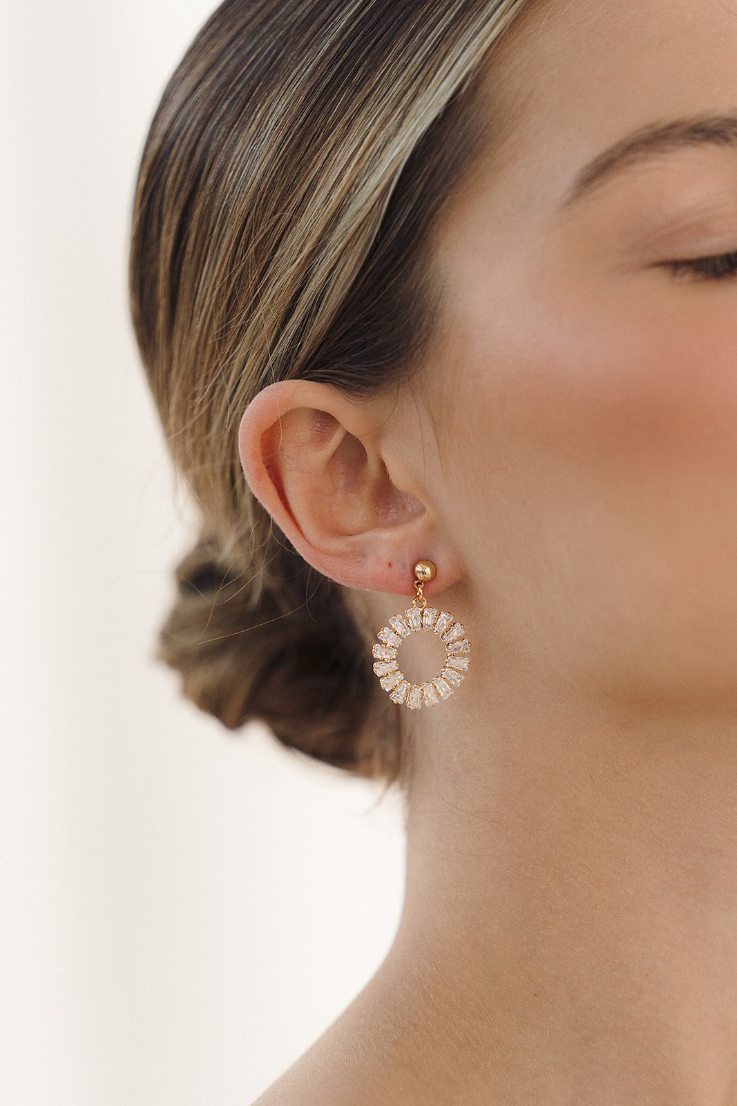 Marlowe - Boucles d'oreilles circulaires en cristal